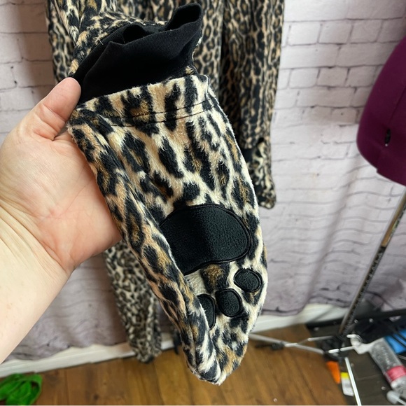 Nick & Nora size large leopard one piece pajama costume - Picture 4 of 5